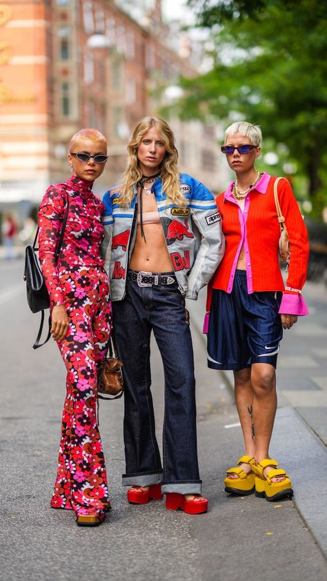 The Best Street Style from Copenhagen Fashion Week Spring 2023 Street Style Fashion Week 2023, Cool Street Fashion 2023, Creative Style Outfits, Ss24 Trends, Fashion Week Outfit Ideas, Creative Outfit Ideas, Copenhagen Fashion Week Street Style, Fashion Week 2023, Creative Outfits