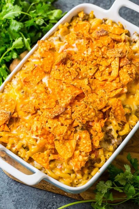 DIY Recipes Made With Doritos - Nacho Mac And Cheese - Best Dorito Recipes for Casserole, Taco Salad, Chicken Dinners, Beef Casseroles, Nachos, Easy Cool Ranch Meals and Ideas for Dips, Snacks and Kids Recipe Tutorials - Quick Lunch Ideas and Recipes for Parties Dorito Recipes, Doritos Recipes, Ultimate Mac And Cheese, Taco Mac And Cheese, Beef Casseroles, Mac And Cheese Casserole, Doritos Nachos, Cheese Course, Salad Chicken