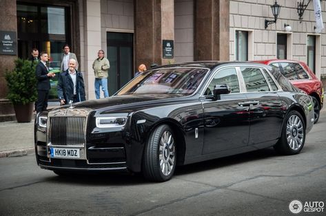 Rolls Royce Phantom Viii, Rr Phantom, Cars Rolls Royce, Phantom Car, Rolls Royce Limousine, Roll Royce, Bentley Rolls Royce, Rolls Royce Dawn, Rolls Royce Motor Cars