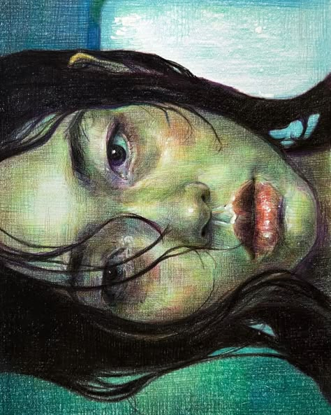 Sketchy Aesthetic, Creative Portrait Painting, Canvas Drawings Aesthetic, Envy Aesthetic, Nostalgia Painting, Soft Pastel Portrait, Drawing Magazine, Art Self Portraits, Green Portrait