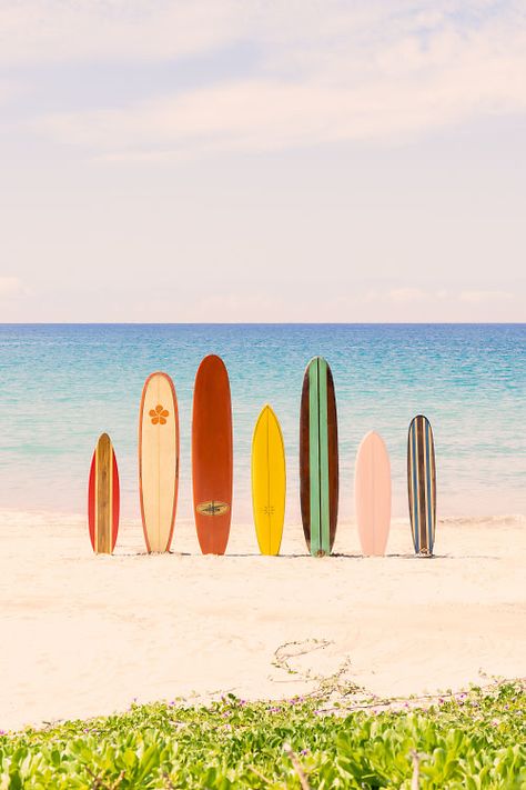 Bring The Vacation Vibes Home With Gray Malin's New Hawaiian Photo Series Beach Installation, Mauna Kea Beach Hotel, Mauna Kea, Gray Malin, Island Life Style, Iphone Backgrounds, Framing Photography, Photo Series, Surfs Up