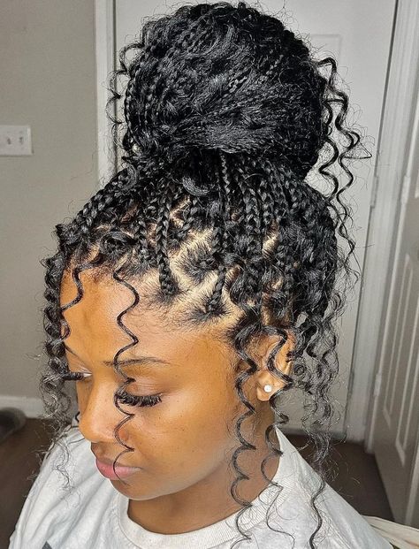 16 Trendy Knotless Braids With Curly Ends – HairstyleCamp Braids With Knots At The End, Braid With Curls Hairstyles, Goddess Braids In A Bun, Medium Knotless Braids With Curly Ends, Messy Bun With Braids, Short Knotless Braids With Curly Ends, Knotless Braids With Curly Ends, Knotless Braids With Curls, Short Knotless