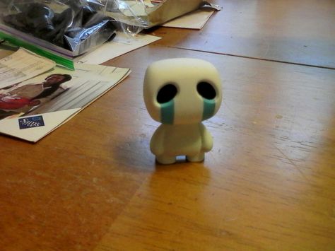 Crying Child figure Fnaf Clay Ideas, Fnaf Clay Figures, Fnaf Crying Child, Fnaf Clay, Fnaf Room Ideas, Crying Child Fnaf, Fnaf Diy, Crying Child, Fnaf Crafts