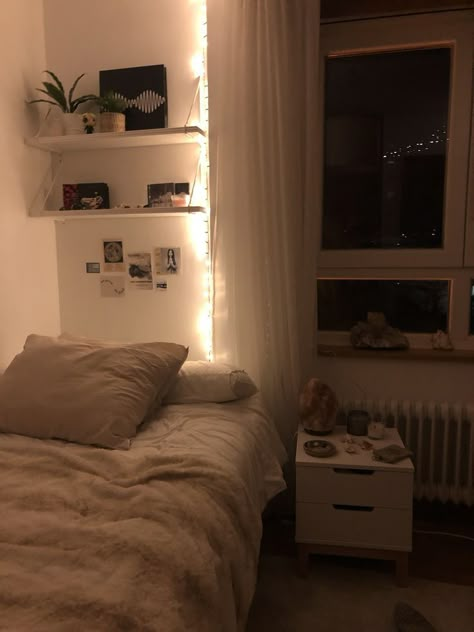 Cosy Room, Redecorate Bedroom, Cozy Room Decor, Minimalist Room, Dreamy Room, Room Design Bedroom, Room Makeover Bedroom, Dream Room Inspiration, Room Makeover Inspiration