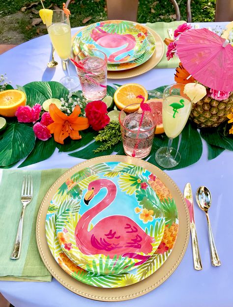 Tropical Flamingo Dinner Party Dinner Party Place Settings, Flamingo Plates, Flamingo Party Supplies, Flamingle Party, Flamingo Party Decor, Pink Flamingo Party, Hawaiian Party Decorations, Flamingo Birthday Party, Flamingo Tropical