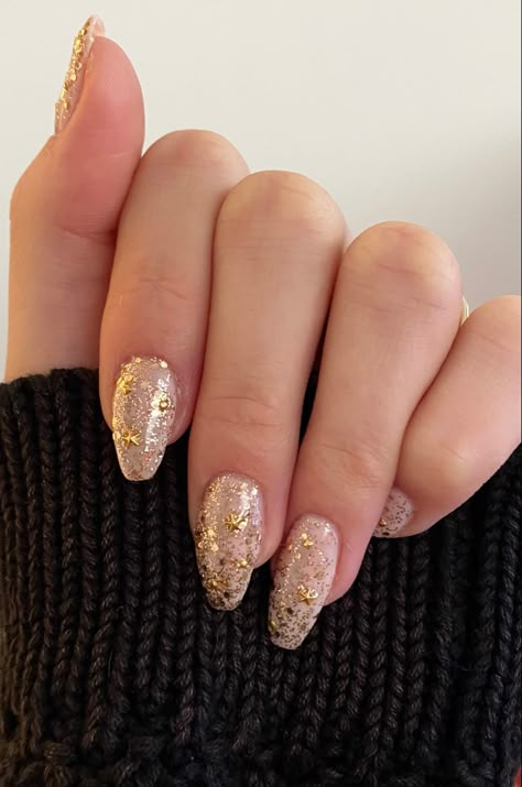 Short Almond Acrylic Nails Taylor Swift, Fearless Inspired Nails, Eras Tour Nails Fearless, Taylor Swift Fearless Nails Inspired, Fearless Era Nails, Evermore Nails Taylor Swift, Fearless Nails Taylor Swift, Evermore Nails, Fearless Nails