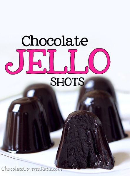 Chocolate Jello Shots - an easy recipe to make for a party, people always go crazy for them and they disappear quickly. http://chocolatecoveredkatie.com/2013/12/05/chocolate-jello-shots/ Cake Jello Shots, Drunken Fruit, Shots Jello, Drinking Recipes, Chocolate Jello, Jello Pudding Shots, Bar Tender, Boozy Cupcakes, Jell O Shots