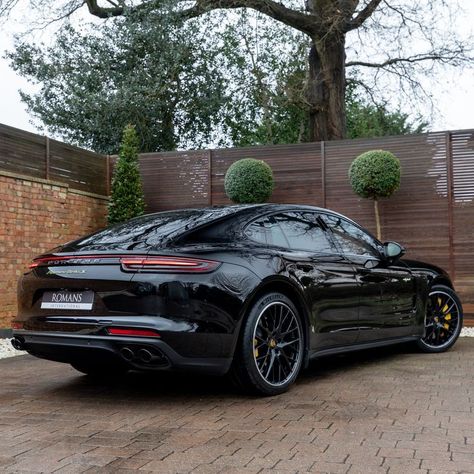 Porsche Panamera Turbo S E Hybrid, Porche Panamera Aesthetic, Porche Panamera Turbo S, Black Panamera, Porsche Panamera Aesthetic, Porsche Panamera Wallpapers, Porsche Panamera Black, Porches Car, Porsche Panamera Hybrid