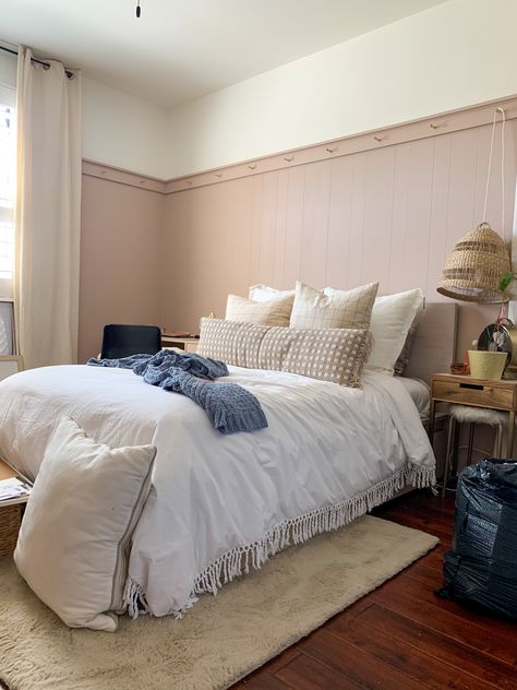 Sherwin Williams Likeable Sand, Likeable Sand Sherwin Williams, Likeable Sand, Sand Bedroom, Vertical Shiplap Wall, Shiplap Wall Paneling, Beige Living Room Walls, Bedroom Panelling, Shiplap Bedroom