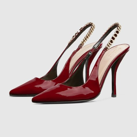 Shop the Gucci Signoria slingback pump in red at GUCCI.COM. Enjoy Free Shipping and Complimentary Gift Wrapping. Heels Gucci, Gucci Sandals, Gucci Heels, Red Heels, Slingback Pump, Gucci Shoes, Heel Pumps, Designer Heels, Red Shoes