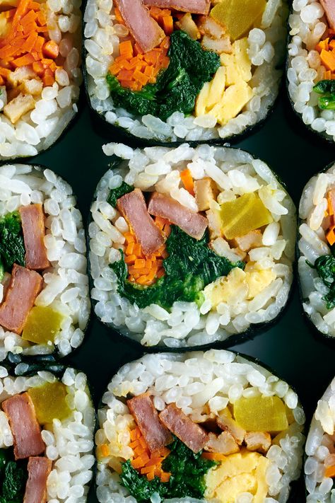 Crab Kimbap, Kimbap Recipe, Seaweed Rice, Seaweed Wrap, Bar Restaurant Design, Perfect Rice, Canned Meat, Canned Tuna, Rice Cookers