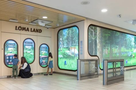 How a California hospital made visits a lot less stressful for children Store Retail Design, Loma Linda University, Interior Design Store, Interactive Installations, Healthcare Architecture, Children Hospital, Interactive Media, Turtle Bay, Good Readers