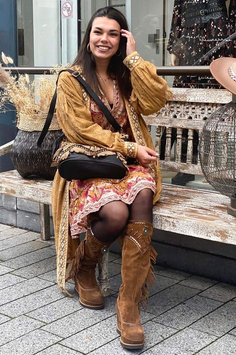 Bohemian Grunge, 70s Style, 70s Fashion, Fashion Inspo, Hair, Clothes