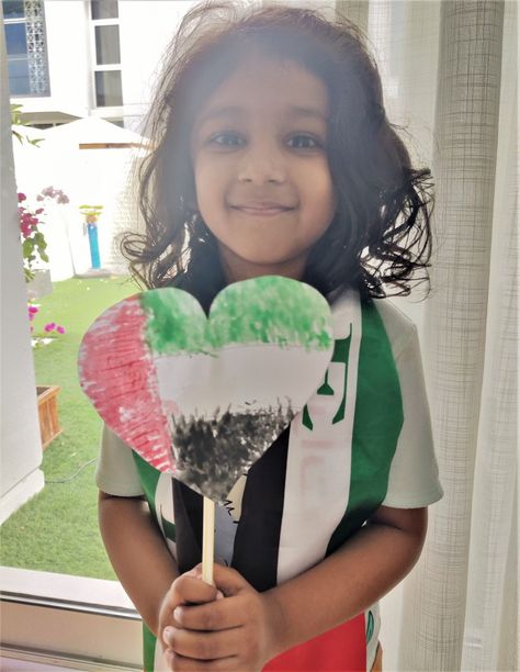 Uae Activities For Kids, Uae Flag Day Activities For Kids, Celebration Art, Uae Flag, Uae National Day, Preschool Art Activities, Flag Art, National Day, Preschool Art