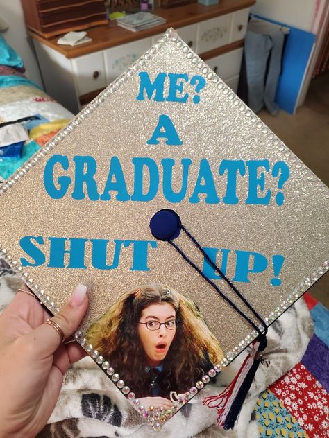 Graduation Cap Legally Blonde, Cars Movie Graduation Cap, Monster High Cap Graduation Decoration, Princess Diaries Grad Cap, Powerpuff Girls Graduation Cap, Princess Bride Graduation Cap, Pitch Perfect Graduation Cap, Princess Diaries Graduation Cap, Grad Cap Ideas Disney