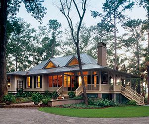 Display A House In The Woods, Southern Living House Plans, Porch House Plans, House Plans One Story, Southern House Plans, Casas Coloniales, Houses Architecture, Ranch House Plans, Wrap Around Porch