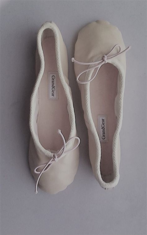 These beautiful ballet slippers are handmade, hand-pleated & hand finished with all possible attention to detail employed to create a very pretty & comfortable shoe. They are made from quality soft ivory calfskin or lambskin leather and lined with cotton. The inner soles are fine suede and the outer full soles are suede leather which provides floor traction. Their matching cord drawstrings are for fitting adjustment and optional ribbons are in matching ivory as well. (There is no additional char Ballet Slippers Aesthetic, Shoes Hack, Ballerina Slippers, Ballet Beautiful, Home Shoes, Ballet Slippers, Ballerina Shoes, Lambskin Leather, Ballerinas