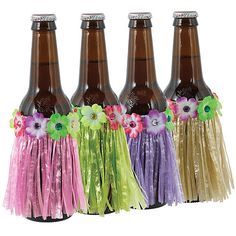 Hawaii Themed Party, Hawaiian Party Theme, Aloha Party, Hula Skirt, Hawaiian Party Decorations, Luau Theme Party, Luau Birthday Party, Hawaiian Luau Party, Hawaiian Birthday Party