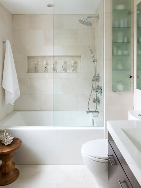 HGTV has inspirational pictures and expert tips on small bathroom decorating ideas that add style and appeal to a snug bathroom space. Bathroom Tub Shower Combo, Spa Inspired Bathrooms, Makeover Kamar Mandi, Bilik Air, Bathroom Tub Shower, Small Remodel, Decor Baie, 아파트 인테리어, Bad Design