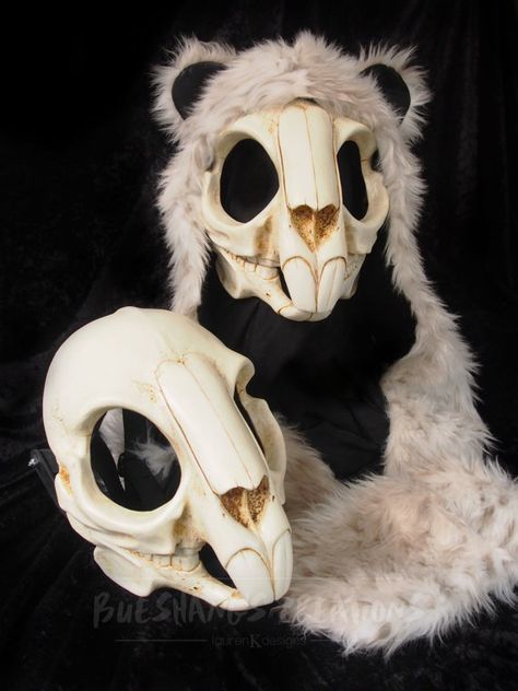 Rodent / Rabbit Skull Mask Bone Painted by BueshangsCreations Rat Skull, Rabbit Skull, Dystopia Rising, Skull Dog, Skull Anatomy, Skull Reference, Animal Skeletons, Mask Drawing, Mask Ideas