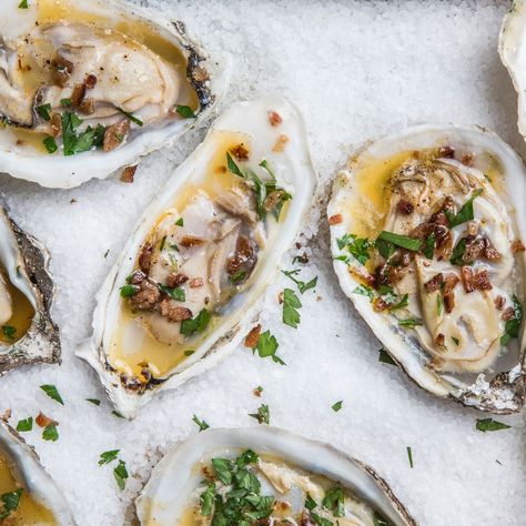 Throw these in the oven with hot sauce brown butter and you'll never want oysters any other way. Pancetta Stuffing, Roasted Oysters, Broiled Oysters, Baked Oysters, Chipotle Butter, Cioppino Recipe, Savory Cornbread, One Bite Appetizers, Smoked Oysters