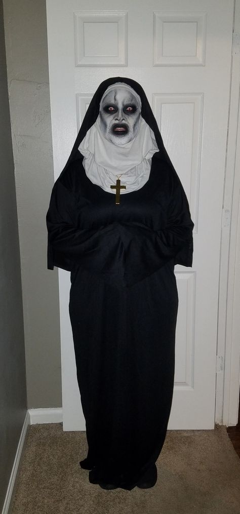 Halloween  The nun Valak The Nun Costume Halloween, The Nun Halloween Costume, The Nun Costume, The Nun Valak, Nun Halloween Costume, Nun Halloween, Dracula Costume, Belle Outfit, Costumes 2024