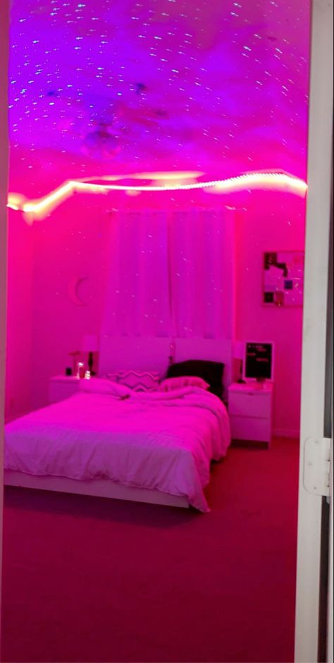 Pink Led Bedroom, Vibey Bedroom, Vibey Room, Vibe Bedroom, Neon Bedroom, Teen Girl Room Decor, Neon Room, Cozy Room Decor, Teen Bedroom Decor