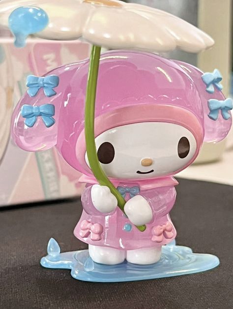 Sanrio Figures, Cheese In The Trap, Kawaii Toys, Kawaii Core, Cute Pastel Wallpaper, Hello Kitty Iphone Wallpaper, Hello Kitty Items, Hello Kitty Collection, Cute Stuffed Animals