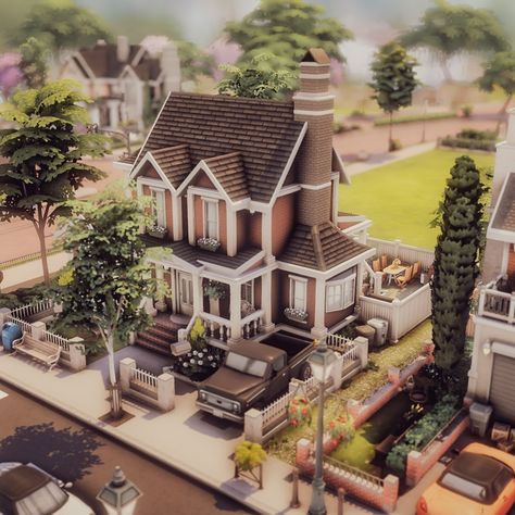 Base Game Cottage Sims 4, Brick Houses, Sims Houses, Sims Builds, Cottage Farm, Sims 4 House Design, Sims Building, Sims House Design, House Building