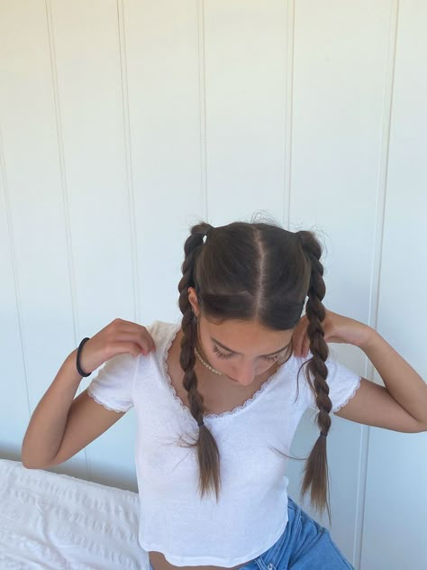 Hair Streaks, Peinados Fáciles Para Cabello Corto, Hair Stylies, Good Hair Day, Volleyball Hairstyles, Grunge Hair, Aesthetic Hair, Hair Day, Pretty Hairstyles