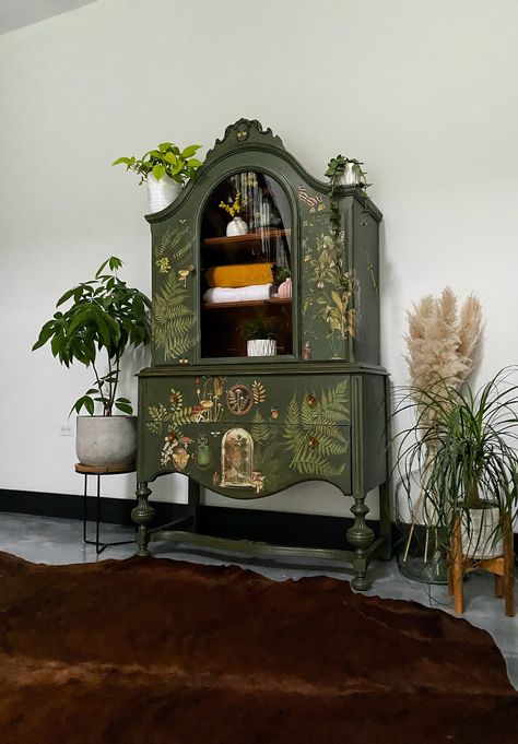 Green China Cabinet, China Cabinet Painted, Antique China Cabinet, Painted China Cabinets, Antique China Cabinets, Jacobean Style, Green China, Dark Home Decor, Dark Home