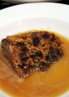 Jo and Sue: Traditional Christmas Pudding with Rum Sauce Christmas Pudding Sauce, Traditional Christmas Pudding Recipe, Plum Pudding Recipe, Rum Sauce Recipe, Newfoundland Recipes, Christmas Pudding Recipes, Xmas Pudding, Rum Sauce, Plum Pudding