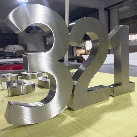 metal letters logo sign,3d number letters,stainless steel letters sign,Customized stainless steel metal letter 3d business company name and logo sign Urban Sculpture, Art With Led Lights, Letters Logo, Outdoor Logos, 3d Business, Backlit Signs, Sign Logo, Illuminated Signs, Metal Letter