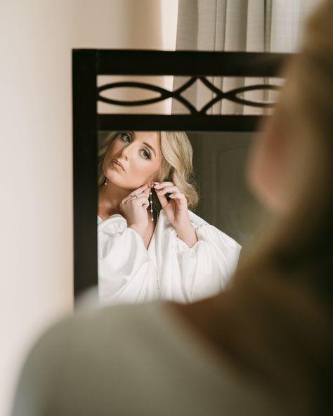 Pics I love but never shared! The �“quiet” getting ready moments on wedding day! . . . . #wedding #weddingphotography #gettingready #alabamaweddings #alabamaweddingphotographer #mobilealabamaphotgrapher #mobilealabamaweddingphotographer #mobilealabamaweddings #gulfcoastweddings #gulfcoastweddingphotographer #celestemckinleyweddings #celestemckeyphotography Bride Looking In Mirror, Looking In Mirror, Mobile Alabama, Alabama Weddings, Wedding Photo Ideas, Day Wedding, The Quiet, Gulf Coast, Getting Ready