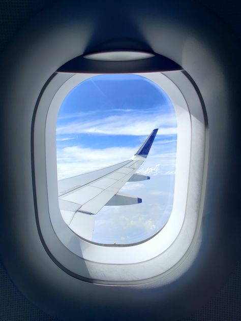 Indigo Flight Window View, 3d Art Museum, Plane Window View, Travel To Saudi Arabia, Window Image, Airplane Wing, Blue Airplane, Airplane Window View, Plane Window