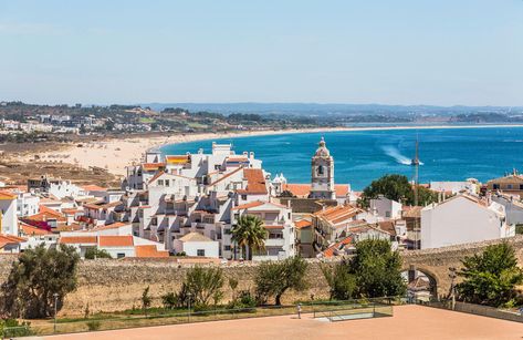 Vegetarian Empanadas, Homemade Coleslaw, Lagos Portugal, Portuguese Cuisine, Bedroom Style, Great Restaurants, Best Places To Eat, Best Restaurants, Algarve