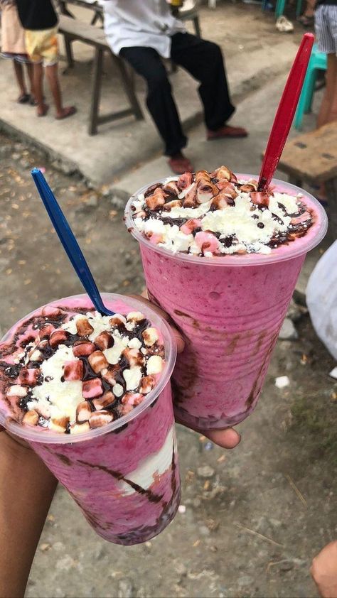 Ice Scramble Filipino, Ice Scramble, Food Prank, Street Dessert, Food Pranks, Filipino Street Food, Filipino Food Dessert, Philippines Food, Pink Chocolate