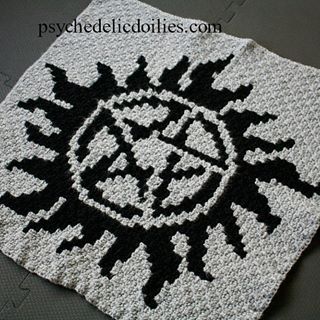 Crochet Supernatural, Supernatural Crochet Patterns Free, Supernatural Crochet, Pentacle Crochet Pattern, Crochet Supernatural Amigurumi, Supernatural C2c Blanket Pattern, Horror Crochet Blanket Pattern, Crochet Grid Patterns Horror, Supernatural Crafts