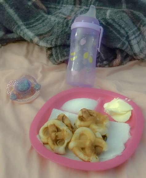 Easy Dragon Drawings, Adult Pacifier, Pet Regression, Aesthetic Self Care, Space Food, Baby Barbie, Diy Aesthetic, Toddler Food, Kawaii Food