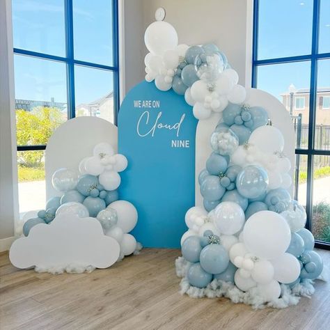 Event Planners and Balloon Artists Hub in US | Today's inspiration🩵 On the cloud theme☁️ | Facebook Tornado Balloon Garland, Cloud Backdrop Ideas, Cloud Theme Backdrop, On Cloud 9 Balloon Arch, 9th Birthday Party Ideas For Boys, Cloud 9 Backdrop, Cloud Theme Party, Hoco Themes, Cloud Balloons