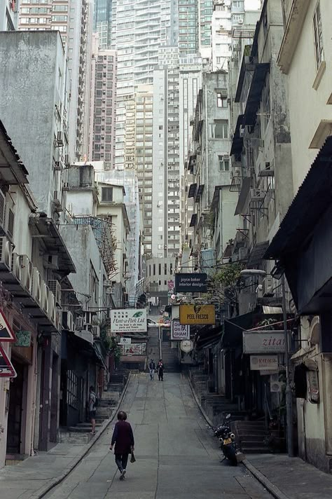 Alley Way, Brutalism Architecture, Urban Landscapes, Cyberpunk City, Urban Architecture, Foto Art, Urban Environment, Urban Sketching, Brutalism