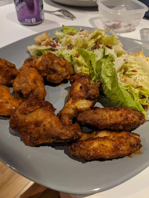 [Homemade] Sous-Vide Chicken Wings and Caesar Salad #food #foods Chicken Wings And Salad, Sous Vide Chicken Wings, Sous Vide Chicken, Grilled Salmon Recipes, Chicken Caesar, Chicken Caesar Salad, Food Hub, Yummy Comfort Food, Dessert Pictures