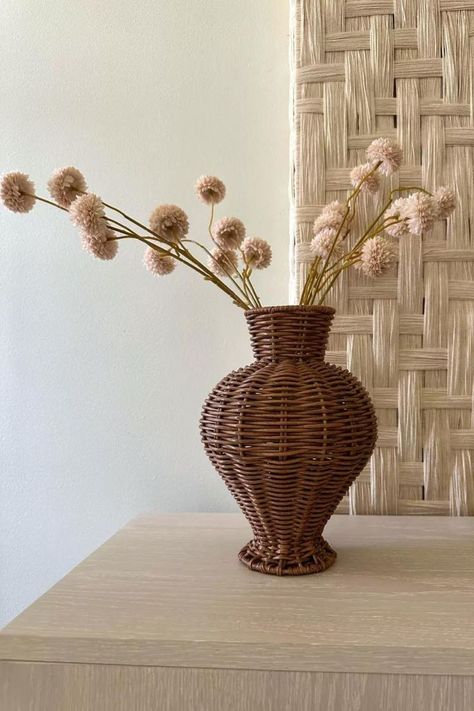 Looking for fall table decor? Add nature-inspired beauty to any room with this rattan designer inspired vase with fall stems. Display your favorite dried or faux plants in your entryway, dining room, living room to compliment your organic earthy home decor style. Rattan Vase, Fall Stems, Earthy Home Decor, Entryway Dining Room, Earthy Home, Fall Stem, Home Decor Style, Fall Table Decor, Neutral Interiors