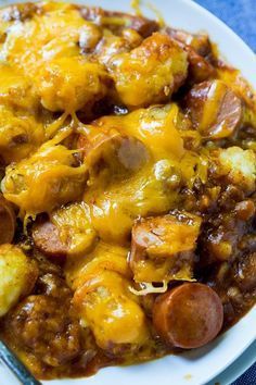 Cheesy Hot Dog Tater Tot Casserole Hot Dog Tater Tot Casserole, Hot Dog Casserole, Low Carb Wraps, Struggle Bus, Tot Casserole, Supper Ideas, Tater Tot Casserole, Hot Dog Recipes, Tater Tots