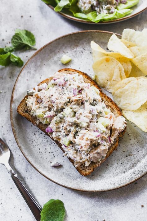 Tuna Salad – WellPlated.com Easy Tuna Salad Recipe, Tuna Salad Lettuce Wraps, Tuna Salad Lettuce, Tuna Salad Sandwiches, Tuna Salad Recipe Easy, Easy Tuna Salad, Meal Prep Lunches, Best Tuna Salad, Greek Yogurt Chicken Salad