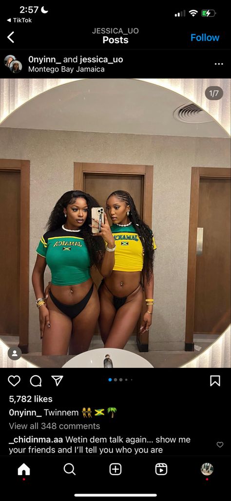 Jamaica Shorts Outfit, Jamaican Trip Outfits, Swimsuit Outfit Ideas Black Women, Jamican Outfit Party, Jamaica Bathing Suit, Trip To Jamaica Outfits, Jamaica Trip Outfits Black Women, Jamaica Raft Pictures, Jamaica Vacation Black Women