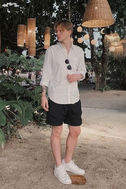 Male Outfits For Summer, Male Summer Outfits Casual Street Styles, Gender Neutral Outfits Summer, Men Beach Outfit Summer, Summer Male Outfits, Male Outfits Summer, Male Beach Outfit, Male Fashion Summer, Male Summer Outfits