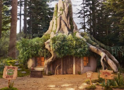 Shrek's Swamp Will Be Available To Book As An Airbnb For Halloween Fairytale Creatures, Dreamworks Animation, Stay The Night, Shrek, Scottish Highlands, Holiday Travel, Dreamworks, National Geographic, Tree House