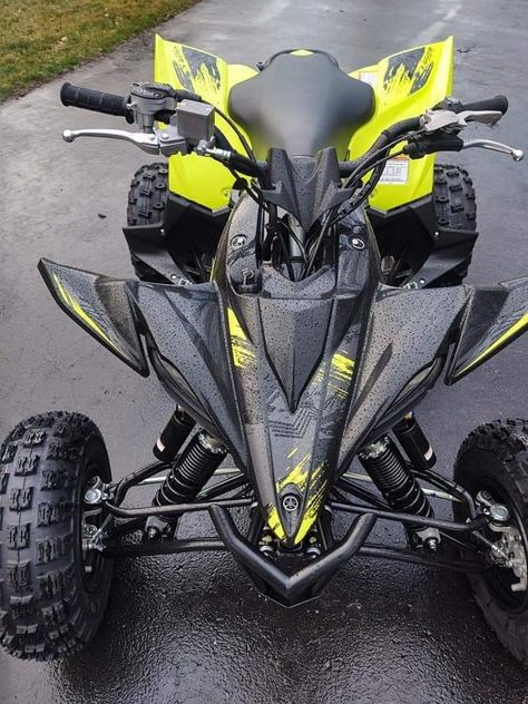 Best Off Road Vehicles, Three Wheel Bicycle, Atv Motocross, All Terrain Bike, Tmax Yamaha, Sport Atv, Yamaha Atv, Cool Dirt Bikes, Custom Motorcycle Helmets