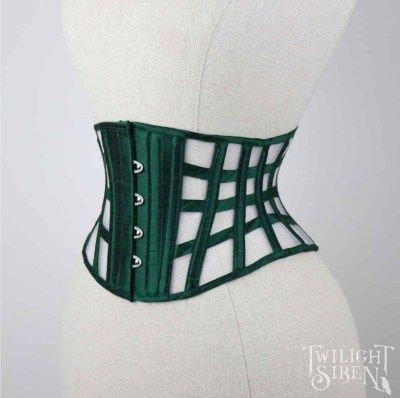 Bespoke Corset, Corset Outfit Aesthetic, Corset Fashion Outfits, Under Bust Corset, Cincher Corset, Corset Sewing Pattern, Corset Outfit, Mesh Corset, Corset Fashion